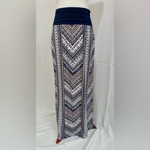 NWOT AB Studios Geometric Maxi Skirt.